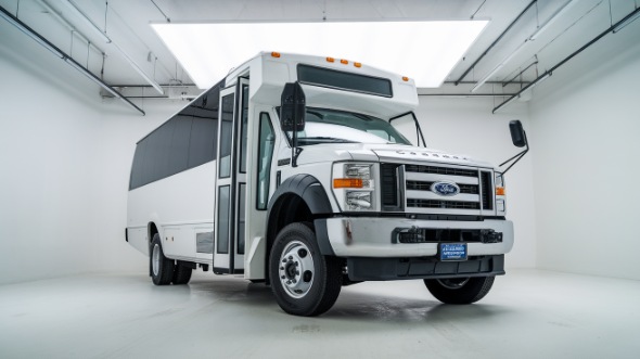 18 passenger minibus huntersville